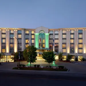 Holiday & Montreal Airport, An Ihg Hotel