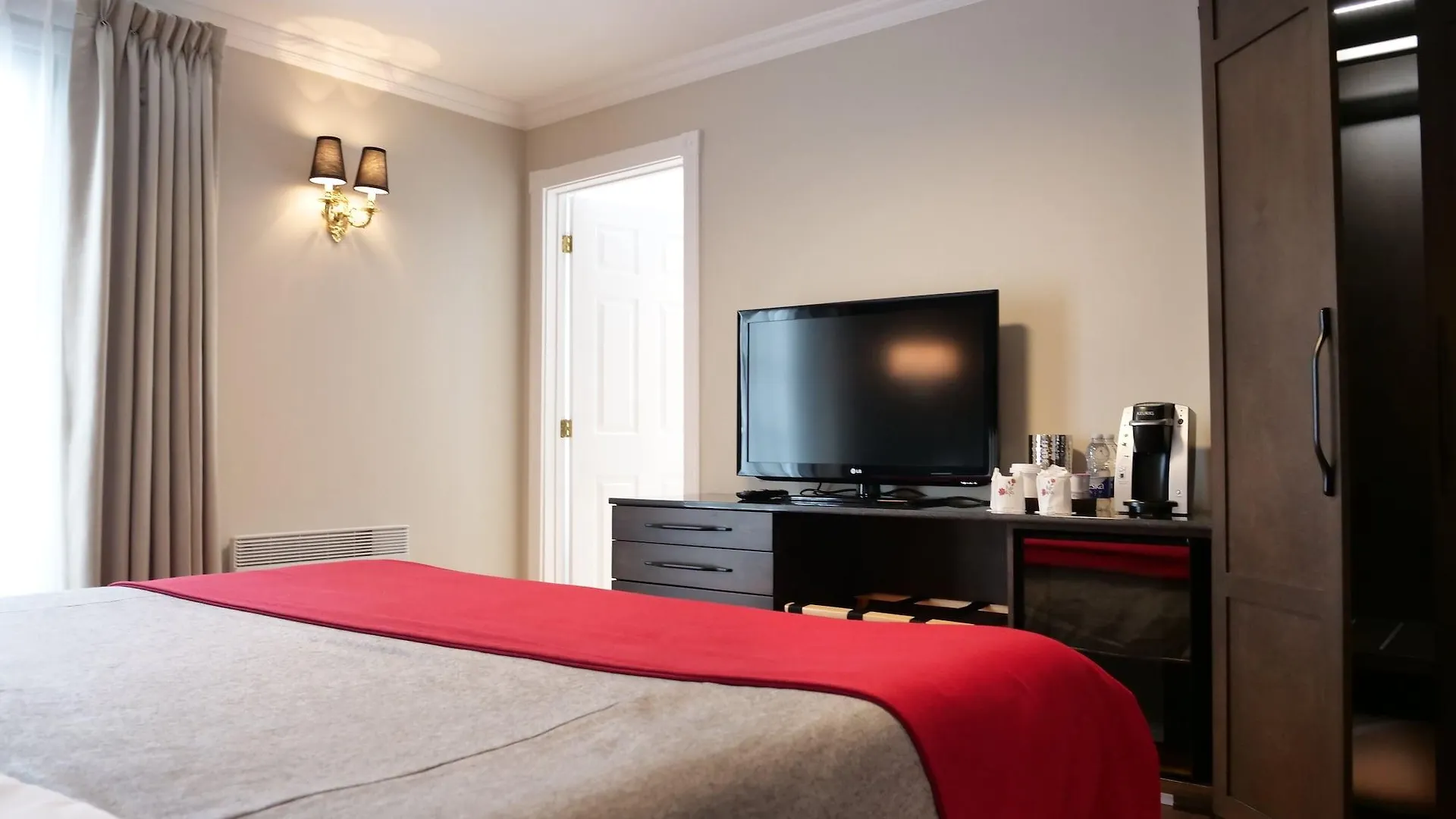 Hotel Bonaparte Montreal