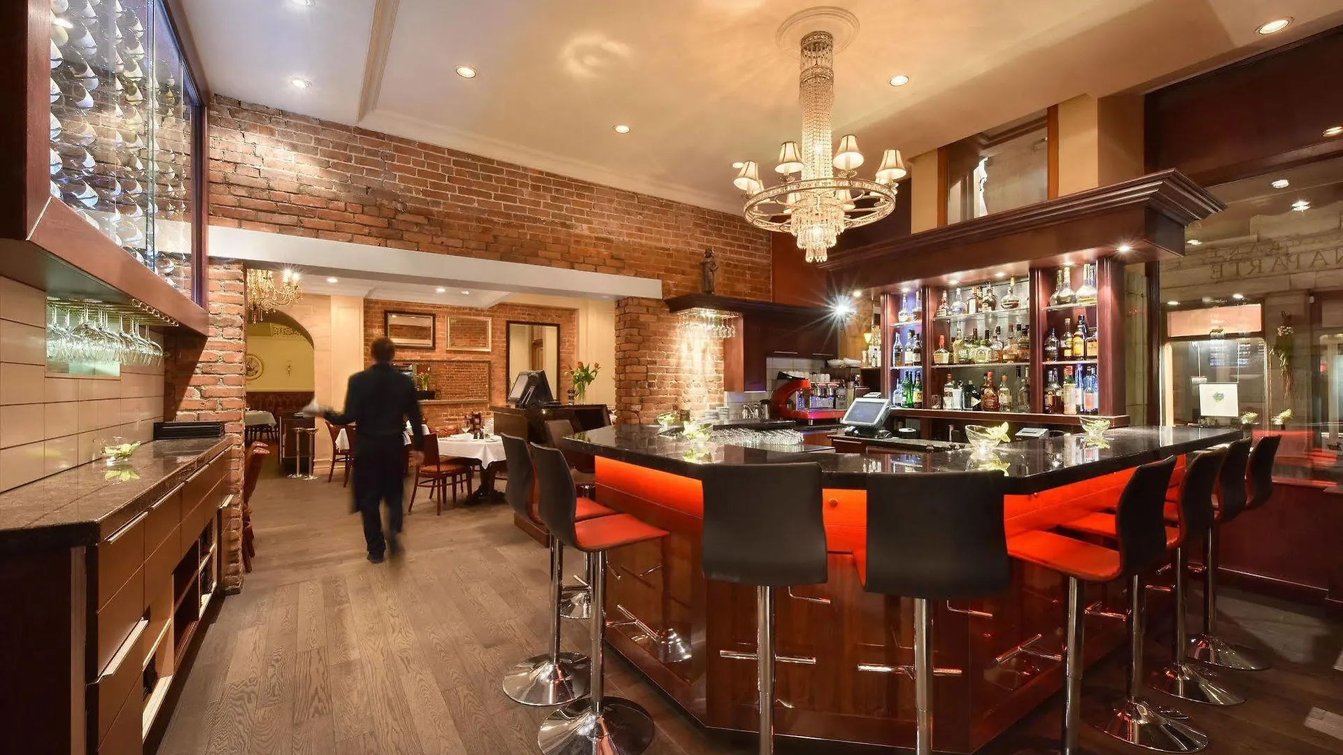 Hotel Bonaparte Montreal