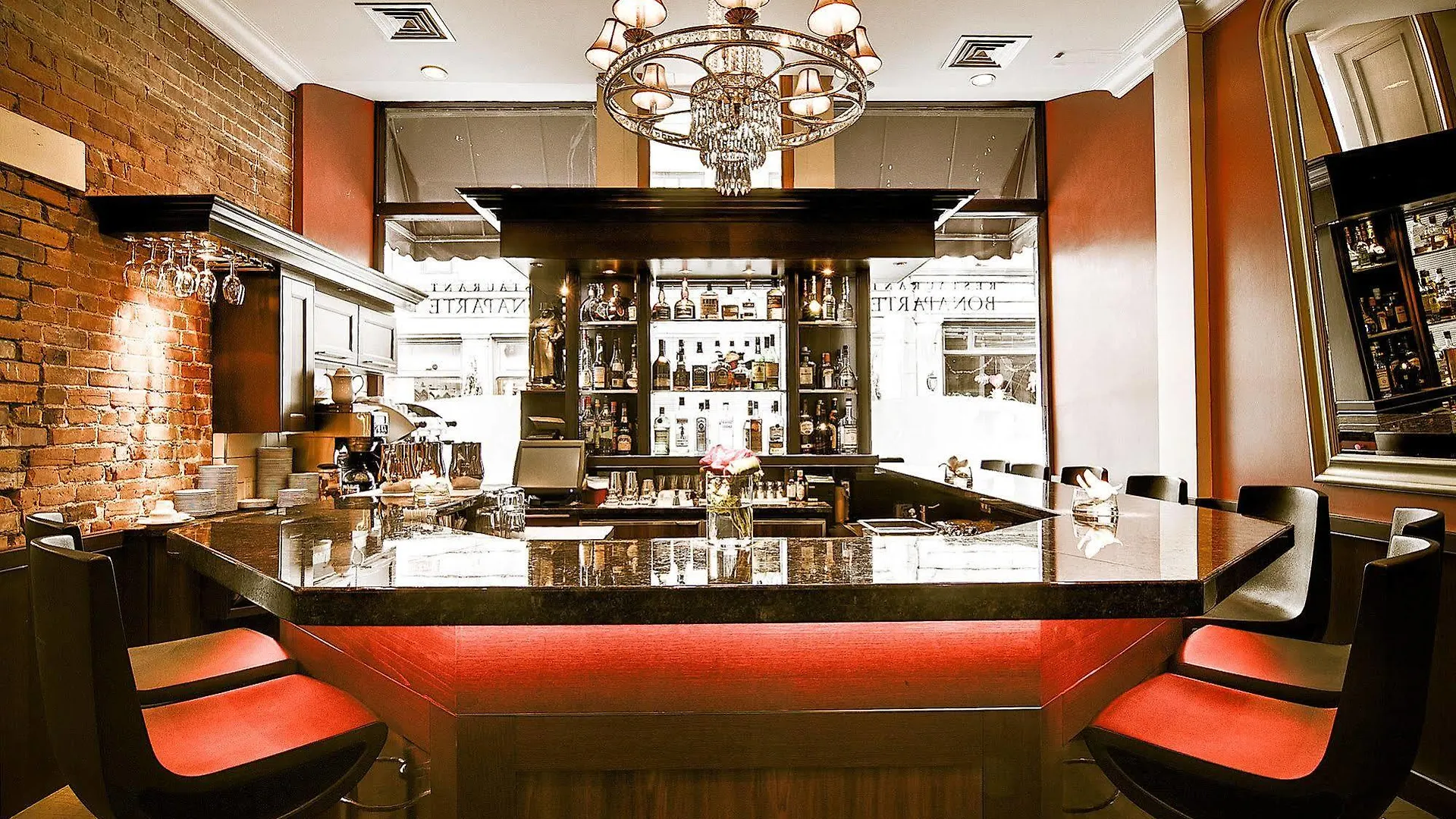 Hotel Bonaparte Montreal Canadá