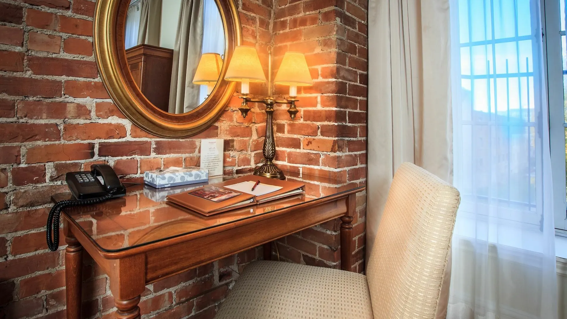 Hotel Bonaparte Montreal
